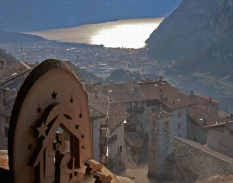 Mercatini Di Natale Tenno.Mercatino Di Natale Di Canale Di Tenno